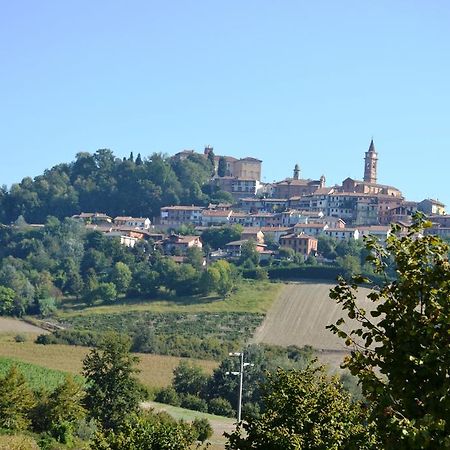 Dimora Al Castello Villa Govone Bilik gambar